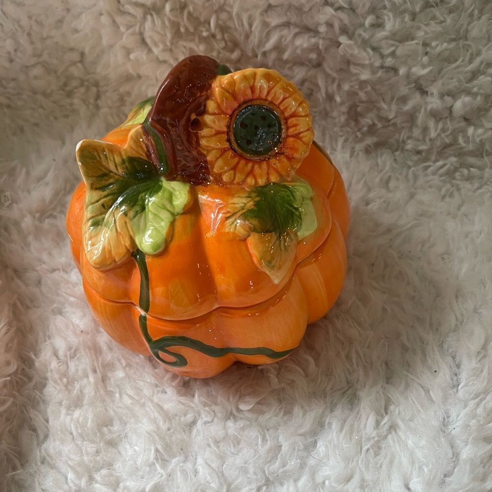 Ceramic Pumpkin Container Lidded Hand Painted Autmn Fall.Candy dish hold…